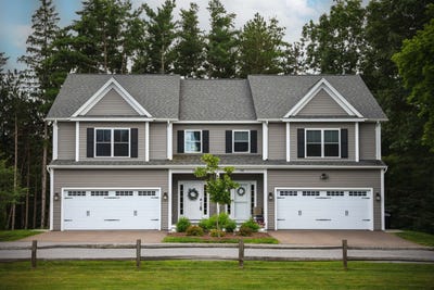/international/us/51-blacksmith-drive-colchester-vt-110107930461/
