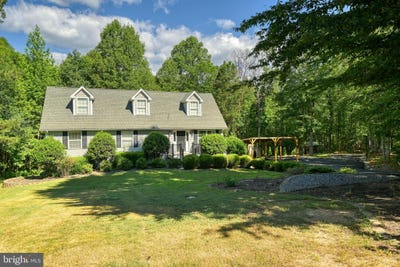 /international/us/197-shannon-glen-court-louisa-va-110108850763/