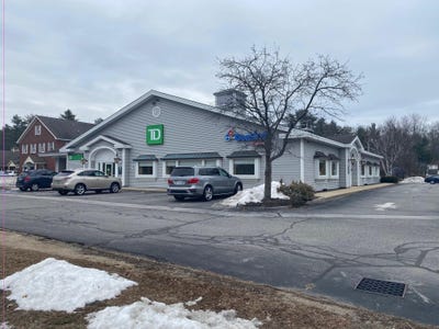 /international/us/184-route-101-bedford-nh-110105005005/
