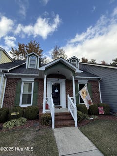 /international/us/3102-cashwell-drive-goldsboro-nc-110103478289/