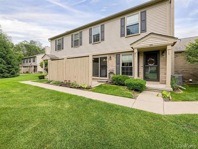 /international/us/160-pine-tree-ridge-drive-waterford-twp-mi-110109051153/