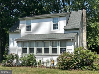 /international/us/36-hill-street-mantua-nj-110100622845/