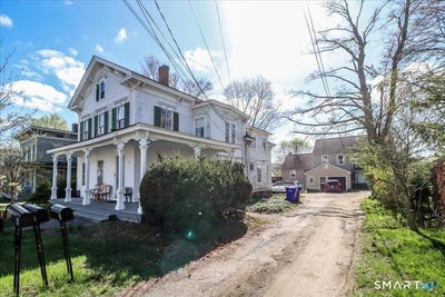 /international/us/18-s-main-street-new-milford-ct-110107463399/