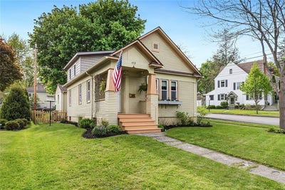 /international/us/452-n-main-street-penn-yan-ny-110107995333/