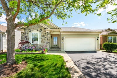 /international/us/2661-venetian-lane-elgin-il-110108076426/