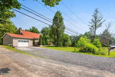 /international/us/1727-thacher-park-road-berne-ny-110101395294/?lang=en