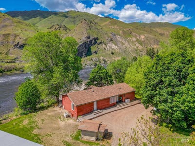 /international/us/151-cow-creek-road-lucile-id-110107956985/