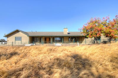 /international/us/19580-watts-valley-road-sanger-ca-110107389978/