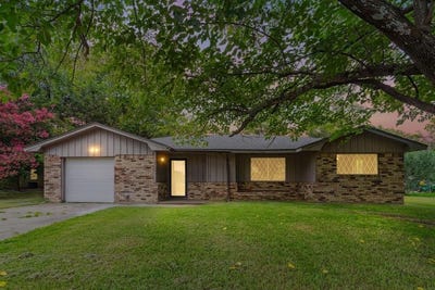 /international/us/2706-monroe-street-commerce-tx-110100677944/