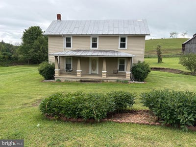 /international/us/2271-j-c-markwood-road-purgitsville-wv-110107823242/