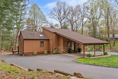 /international/us/971-ridge-road-glade-valley-nc-110107687901/