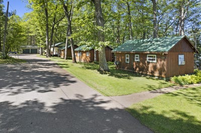 /international/us/6628-old-27-s-gaylord-mi-110100514009/