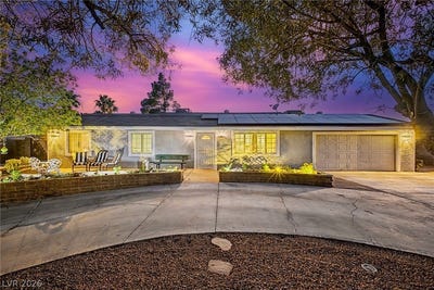 /international/us/7733-firethorn-lane-las-vegas-nv-110108588969/