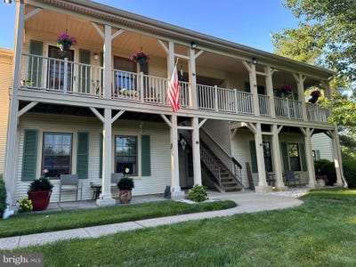 /international/us/93-griggs-place-east-brunswick-nj-110108586292/