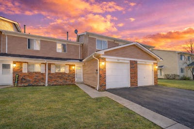 /international/us/454-esselen-court-carol-stream-il-110107053025/