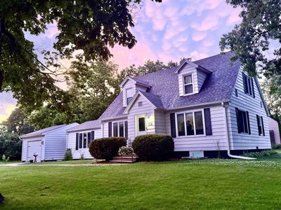 /international/us/1300-sw-2nd-avenue-waverly-ia-110105336647/