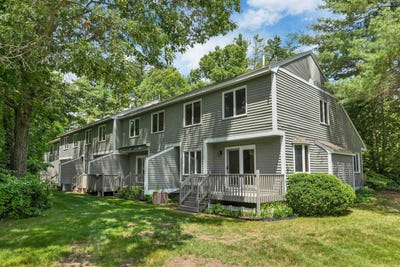 /international/us/84-branch-turnpike-concord-nh-110108960142/