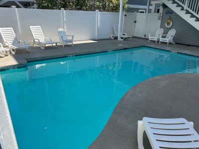 /international/us/18-ocean-boulevard-hampton-nh-110108174702/