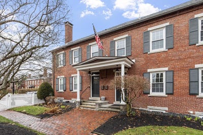 /international/us/67-w-merrimack-street-manchester-nh-110107060735/