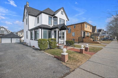 /international/us/154-25-13th-avenue-whitestone-ny-110107847103/