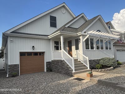 /international/us/105-sanborn-avenue-point-pleasant-beach-nj-110119662924/