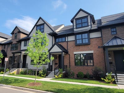 /international/us/628-maple-street-plymouth-mi-110099244318/