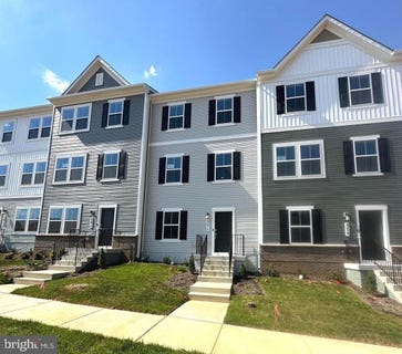 /international/us/271-swan-field-ave-ranson-wv-110108193256/