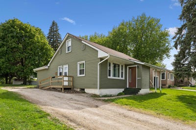 /international/us/338-e-plum-street-west-union-ia-110107951972/