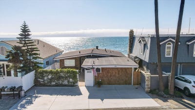 /international/us/3884-pacific-coast-highway-ventura-ca-110103387640/