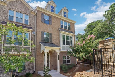 /international/us/2530-clairebrooke-atlanta-ga-110101021845/