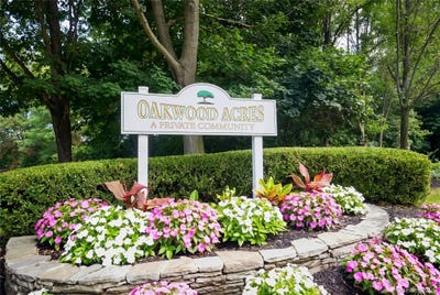 /international/us/13-pine-street-huntington-ny-110110058353/