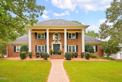 /international/us/2306-hickory-avenue-burlington-nc-110106616533/