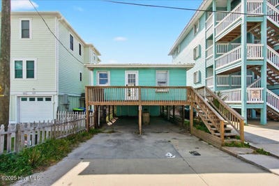 /international/us/111-carolina-beach-avenue-s-carolina-beach-nc-110100633858/
