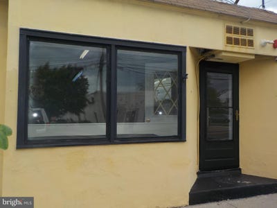 /international/us/135-s-white-horse-pike-berlin-nj-110107629059/