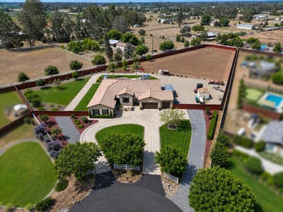 /international/us/3741-n-mountain-hawk-court-sanger-ca-110108717774/