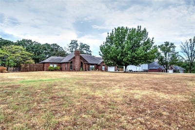 /international/us/870943-s-twin-lakes-road-chandler-ok-110120020349/