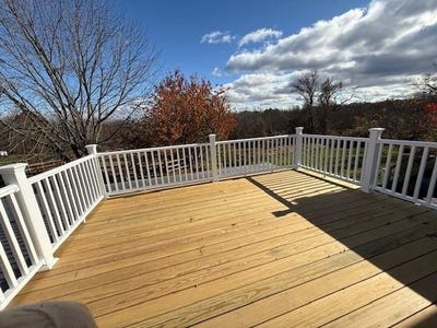 /international/us/326-fish-road-tiverton-ri-110104995980/