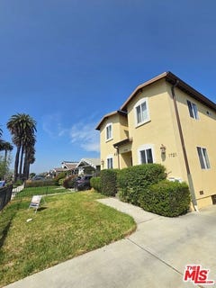 /international/us/1721-w-39th-pl-los-angeles-ca-110108475320/