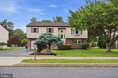 /international/us/2206-briarcliff-ave-upper-chichester-pa-110108335076/