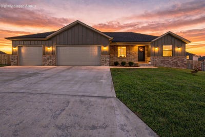 /international/us/871-s-irontree-court-nixa-mo-110120152496/