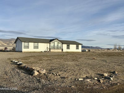/international/us/1415-van-diest-road-winnemucca-nv-110106055921/