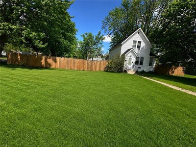 /international/us/540-3rd-avenue-sw-cambridge-mn-110108193602/