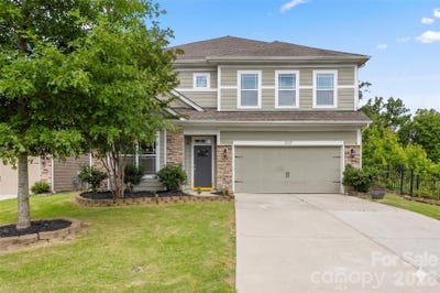 /international/us/1042-dina-drive-fort-mill-sc-110108696541/