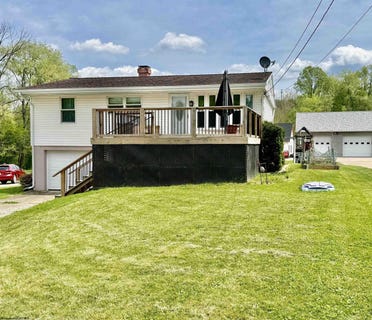 /international/us/107-mohawk-drive-barrackville-wv-110107870343/