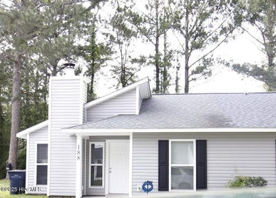 /international/us/188-village-circle-jacksonville-nc-110099910465/