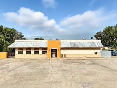 /international/us/205-sw-2nd-st-guymon-ok-110101012016/