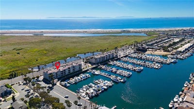 /international/us/4167-warner-huntington-beach-ca-110106566655/