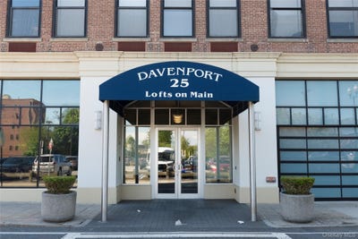 /international/us/25-leroy-place-new-rochelle-ny-110107883532/