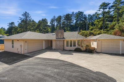 /international/us/32650-circle-drive-pacific-city-or-110107652870/