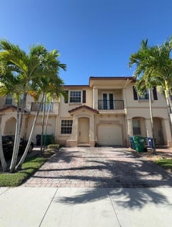 /international/us/12724-sw-133rd-st-miami-fl-110101240455/